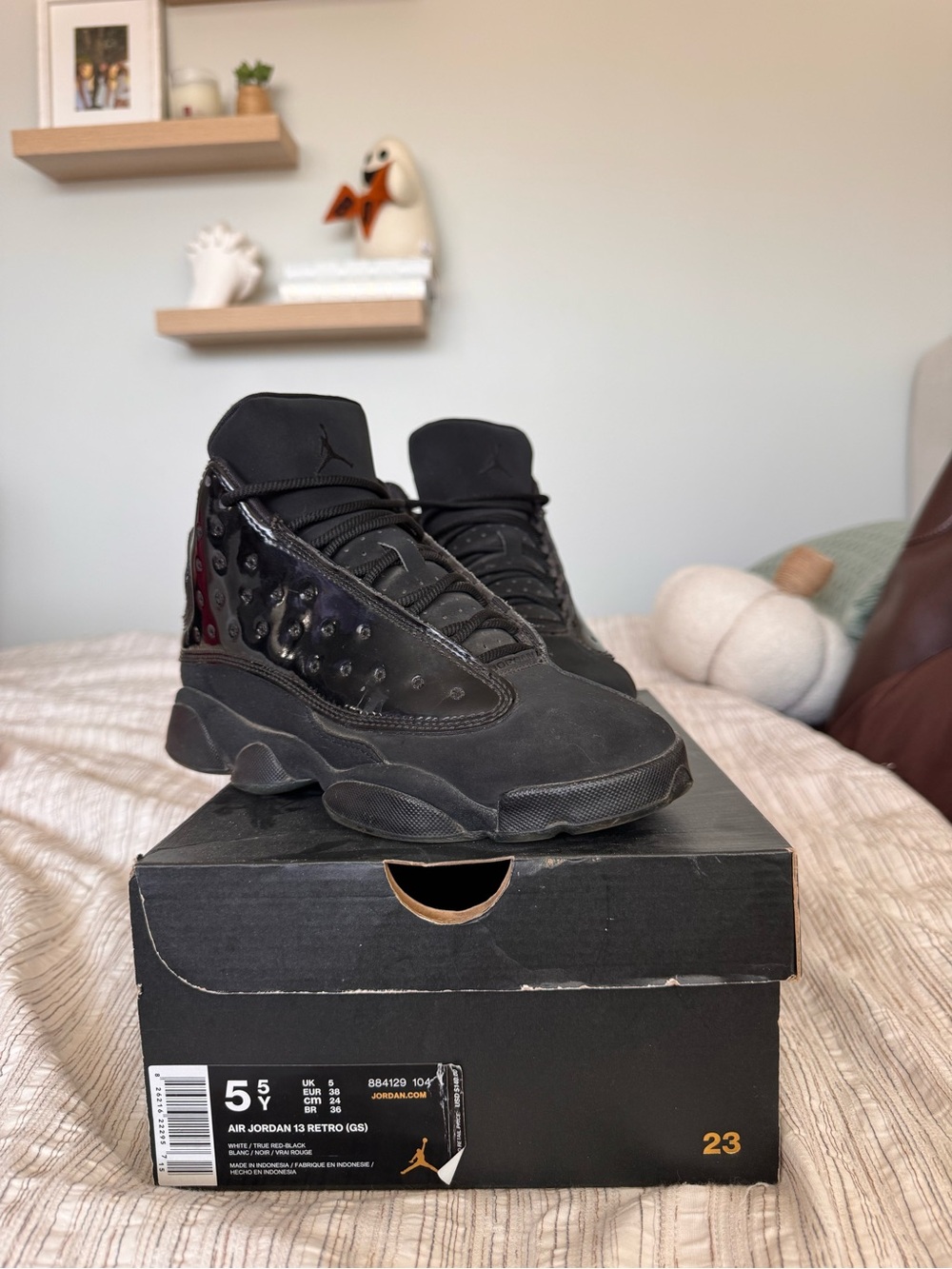 Jordan Retro 13 - Picture 2 of 3